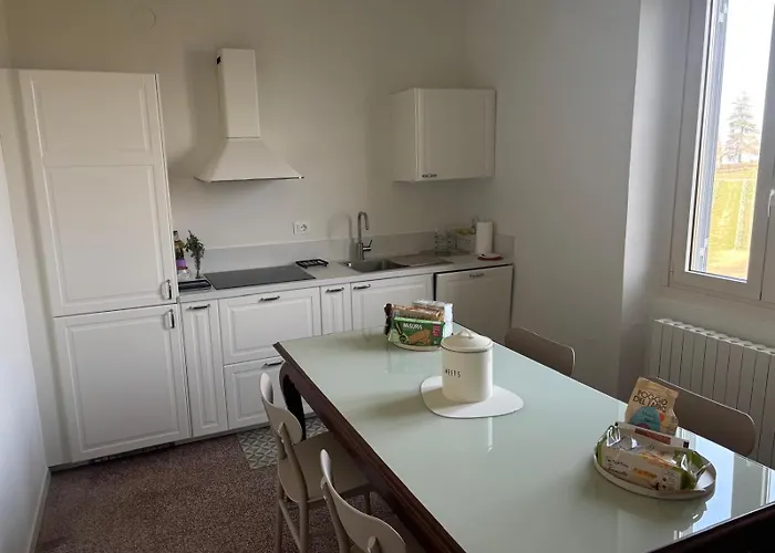 Viotti בית נופש Castel Rocchero